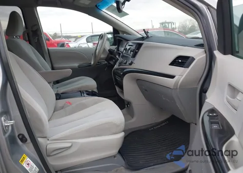 2011 Toyota Sienna Le V6 from USA, damaged, VIN 5TDKK3DC8BS078034